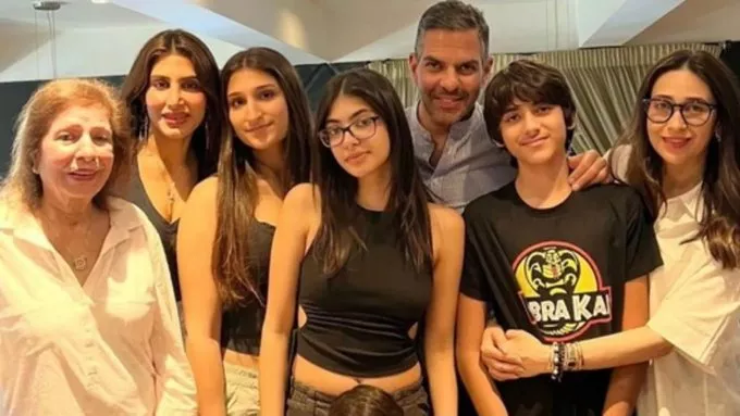 Rani Kapur, Sunjay Kapur, Karisma Kapoor, Priya Sachdev Kapur