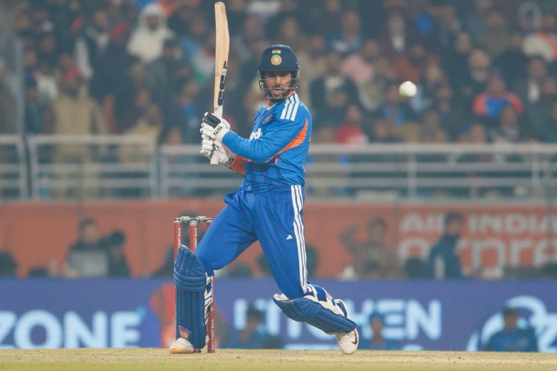 तिलक वर्मा ने 42 बॉल पर 73 रन बनाए।