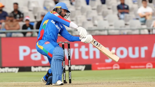 डेवोन कॉनवे ने 33 गेंदों पर 64 रन की पारी खेली।