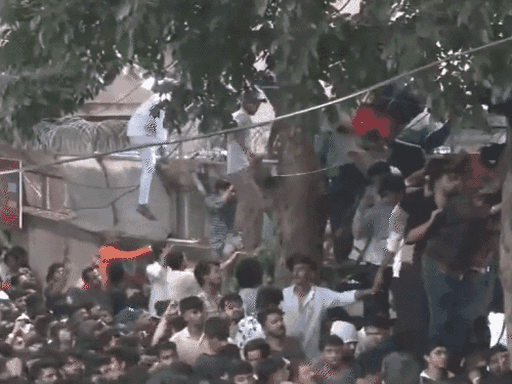 4 जून को चिन्नास्वामी स्टेडियम के बाहर RCB के IPL विक्ट्री सेलिब्रेशन में 11 लोगों की मौत हो गई थी।