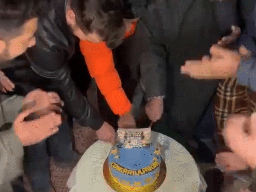 DC Auqib Nabi Dar; IPL Auction 2026 Sold Price | Kashmir Cricketer | पिता डॉक्टर बनाना चाहते थे, बेटे ने क्रिकेट चुना: आकिब के पिता बोले- मेडिकल कॉलेज की परीक्षा भी दी; दिल्ली कैपिटल्स से खेलेंगे