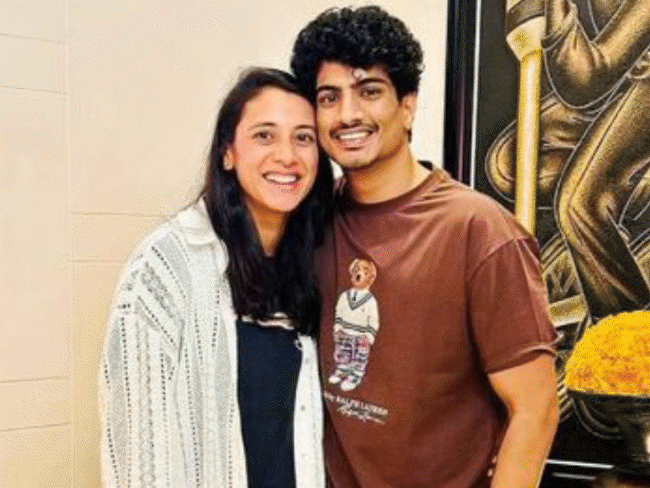Smriti-Palash will tie the knot on November 7! | स्मृति-पलाश 7 दिसंबर को शादी के बंधन में बंधेंगे!: सोशल मीडिया पर वेडिंग डेट को लेकर दावा, क्रिकेटर के भाई ने कहा मुझे कोई आइडिया नहीं