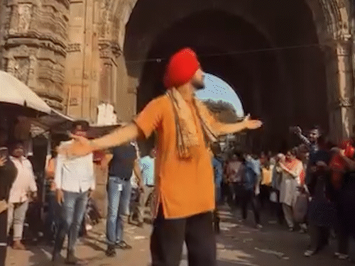 वर्ल्ड टूर कर पंजाबी म्यूजिक को दिलजीत दोसांझ ने अंतरराष्ट्रीय पहचान दिलाई।