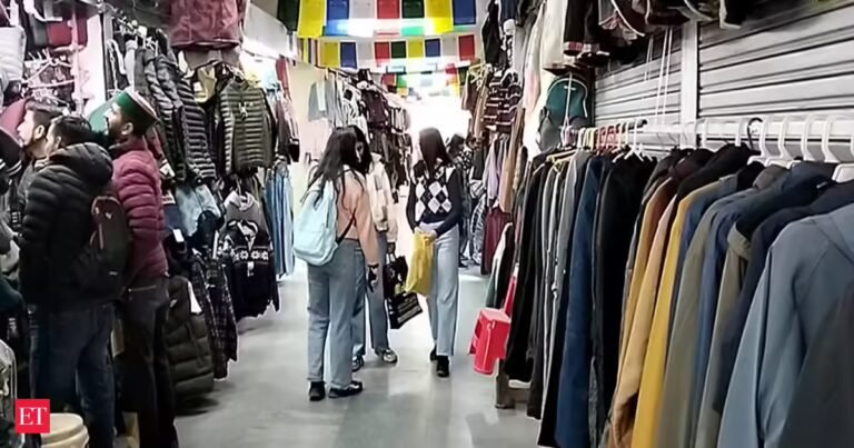 India’s apparel retail market poised to reach Rs 16 lakh crore by FY30: CareEdge