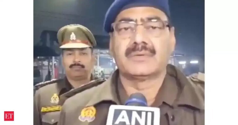 Patna-Delhi Rajdhani halted near Chandauli over suspicious object alert; nothing found