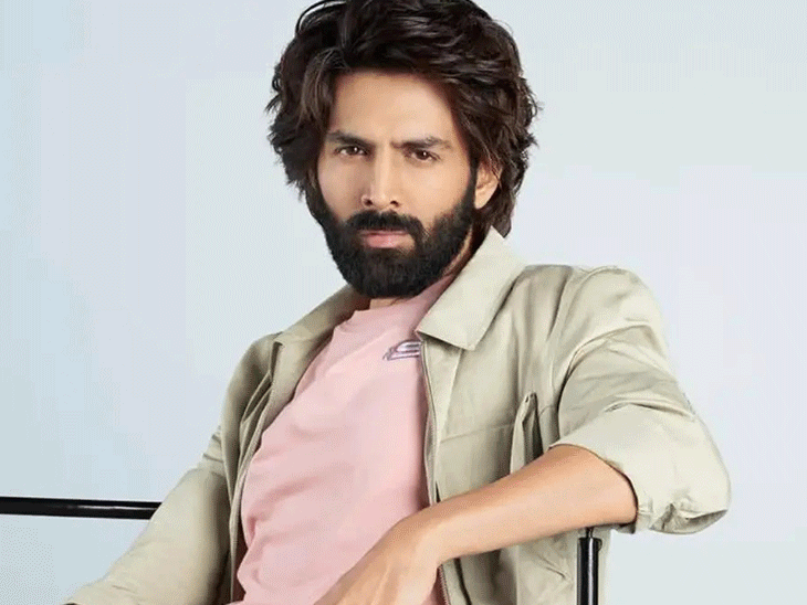 Kartik Aaryan is dating Kareena from Greece | मिस्ट्री गर्ल को डेट कर रहे हैं कार्तिक आर्यन: सेम लोकेशन से दोनों की फोटो वायरल, 17 साल छोटी लड़की से जुड़ा एक्टर का नाम