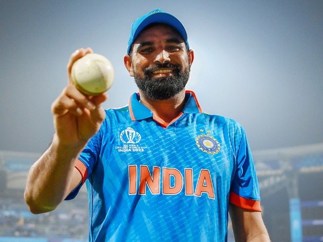 मोहम्मद शमी ने 9 मार्च 2025 चैंपियंस ट्रॉफी फाइनल में अपना आखिरी वनडे खेला था। - Dainik Bhaskar
