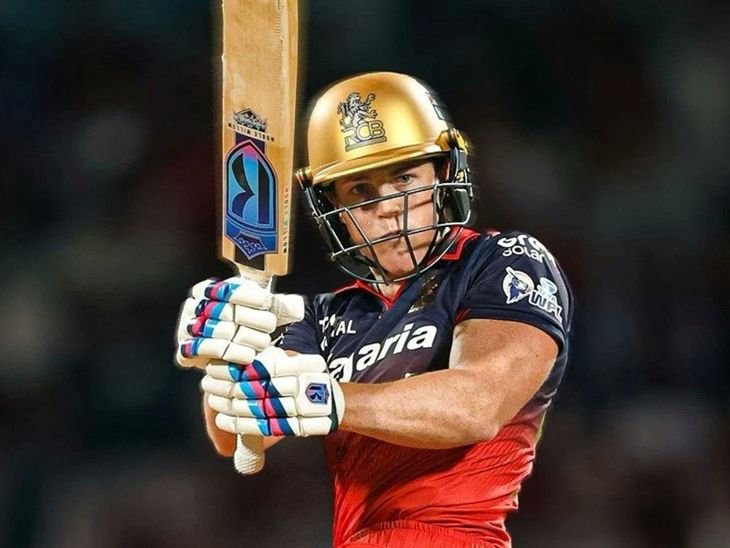 WPL फाइनल में पहुंची RCB:यूपी वॉरियर्ज को 9 विकेट से हराया, हैरिस और मंधाना की फिफ्टी; डी क्लर्क को 4 विकेट