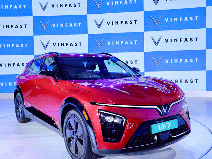 VinFast Hits 1000 EV Sales in India 4 Months Fourth Biggest After Tata MG Mahindra | विनफास्ट ने भारत में 4 महीने में 1,000 इलेक्ट्रिक-कार बेचीं: टाटा, महिंद्रा और MG के बाद चौथी बड़ी EV कंपनी; सितंबर में 2 मॉडल लॉन्च किए थे