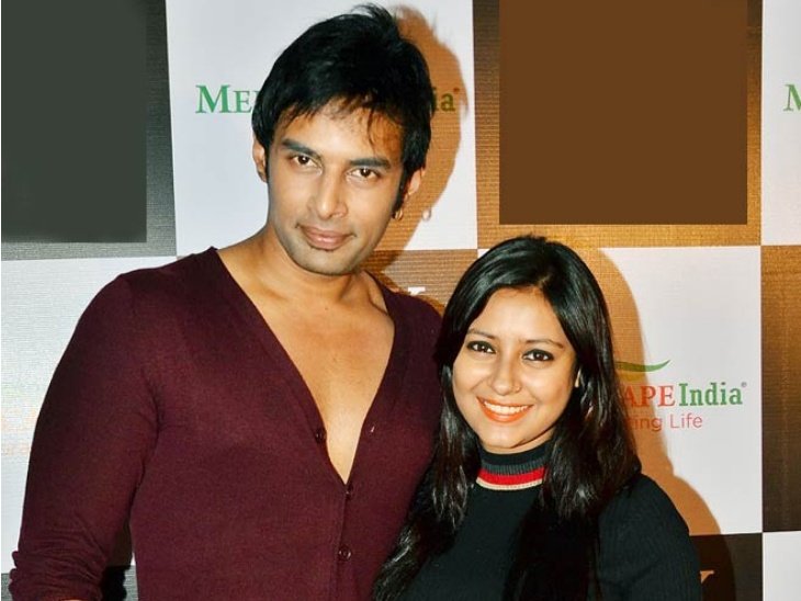 प्रत्युषा, बॉयफ्रेंड राहुल के साथ रियलिटी सो पावर कपल में नजर आ चुकी थीं।