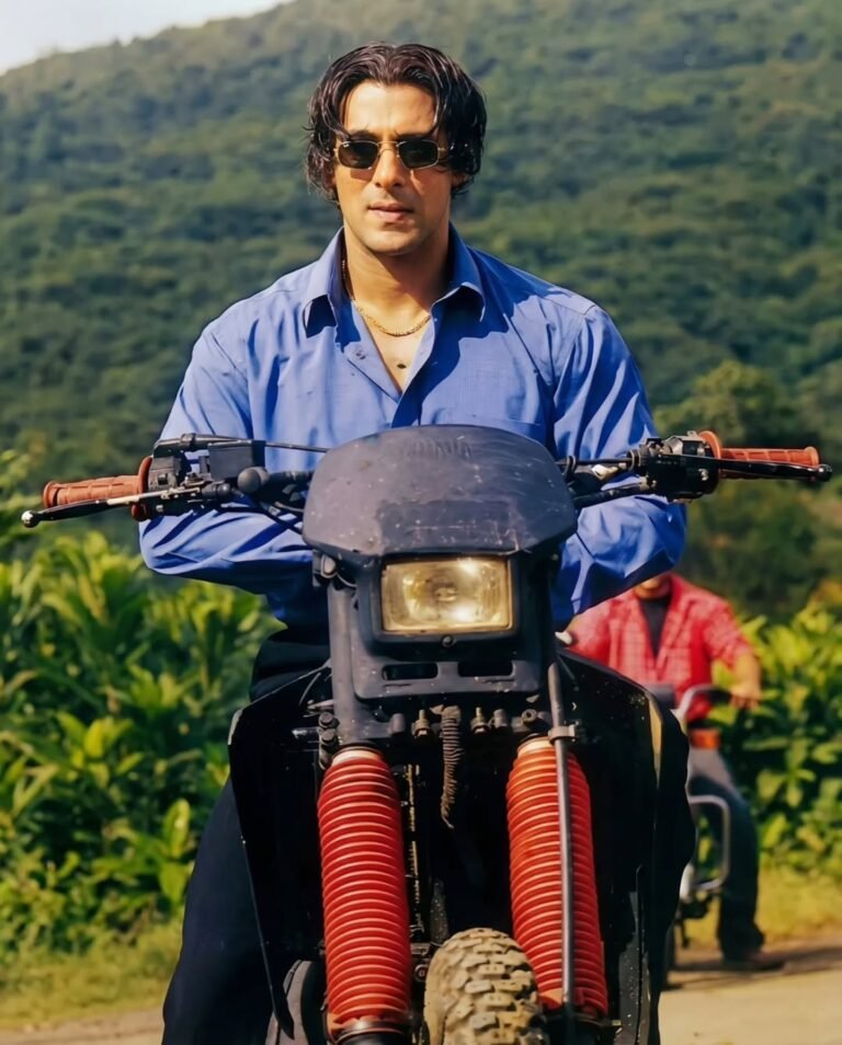 Radhe Bhaiya 

@beingsalmankhan 
Follow @being_amaan078 

#salmankhan #skfans 
#…