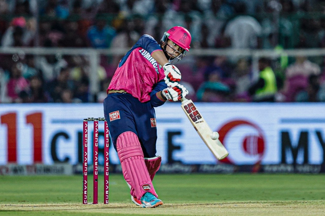 वैभव सूर्यवंशी IPL में राजस्थान रॉयल्स के लिए खेलते हैं।