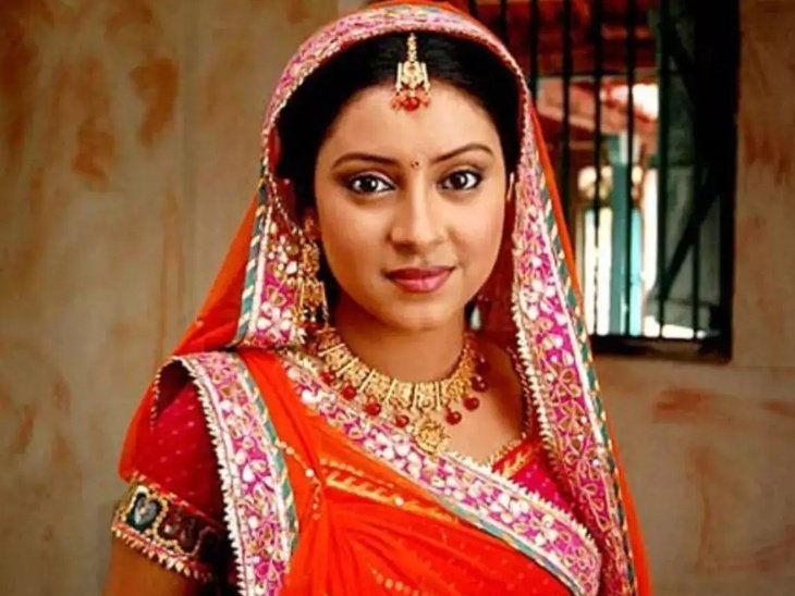 प्रत्युषा बनर्जी को टीवी शो बालिका वधु से फेम मिला था। वो 3 साल इस शो का हिस्सा रहीं।