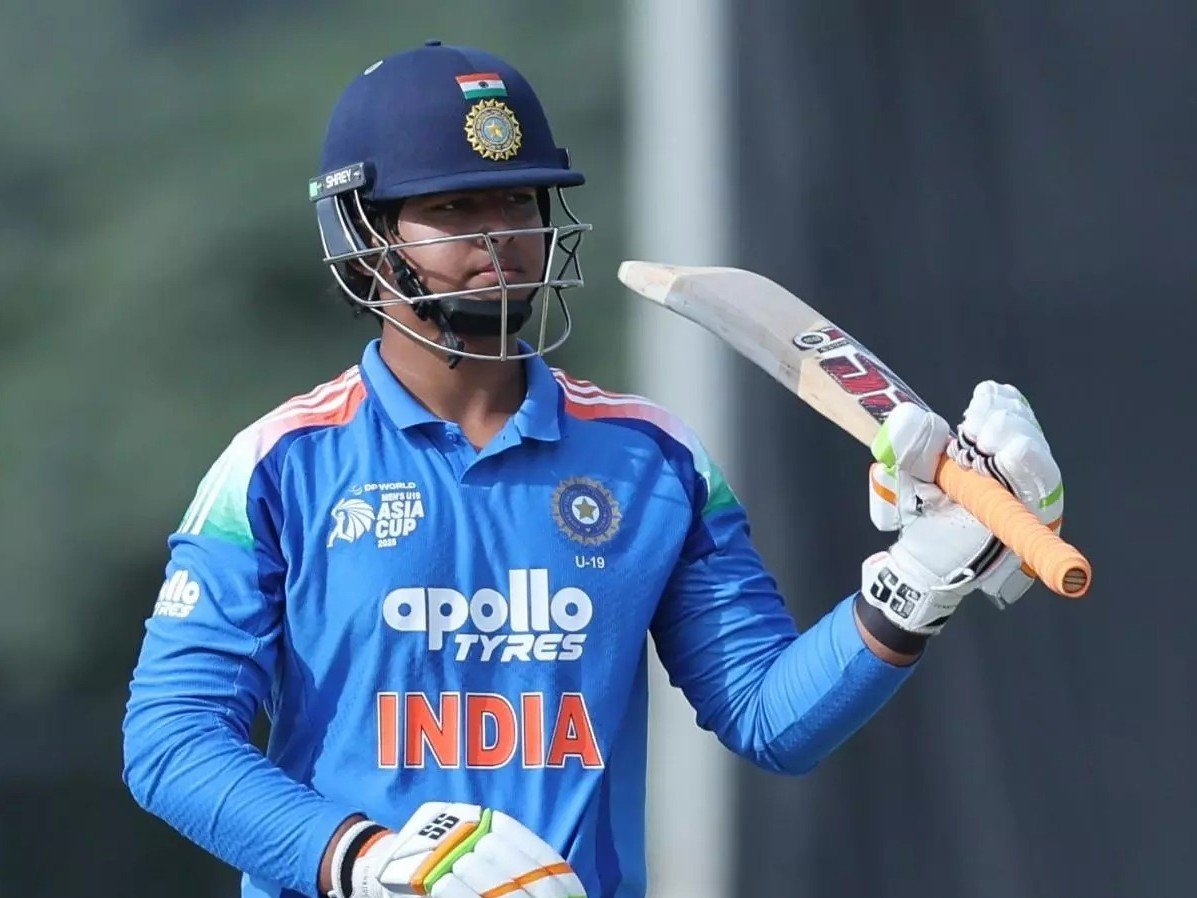 वैभव सूर्यवंशी ने लिस्ट-ए करियर के 8 मैच में 353 रन बनाए हैं। - Dainik Bhaskar