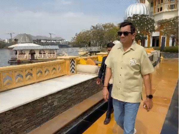 सेलिब्रिटी शेफ ने DM-SSP की पत्नी को खाना बनाना सिखाया:पहली नौकरी में होटल खाली रहता था; तभी से ट्रेनिंग देते हुए खाना-खजाना का सफर शुरू हुआ