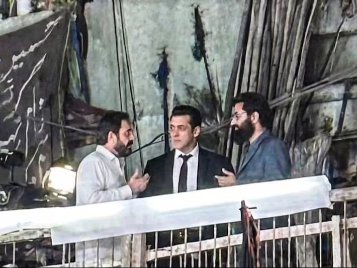 धुरंधर 2 में सलमान खान की एंट्री की खबर फर्जी:एक्टर नहीं निभाएंगे बड़े साहब का किरदार, सोशल मीडिया पर किरदारों की लिस्ट वायरल