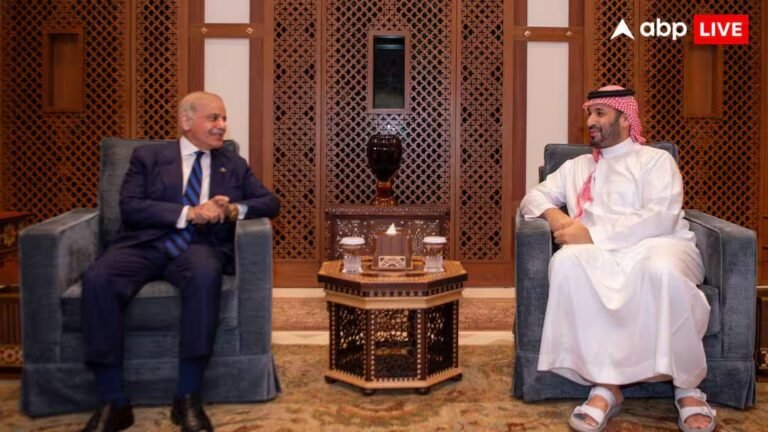 क्राउन प्रिंस के बुलावे पर दौड़ते-दौड़ते सऊदी अरब पहुंचे शहबाज शरीफ, ईरानी हमलों के बीच किन मसलों पर हुई चर्चा