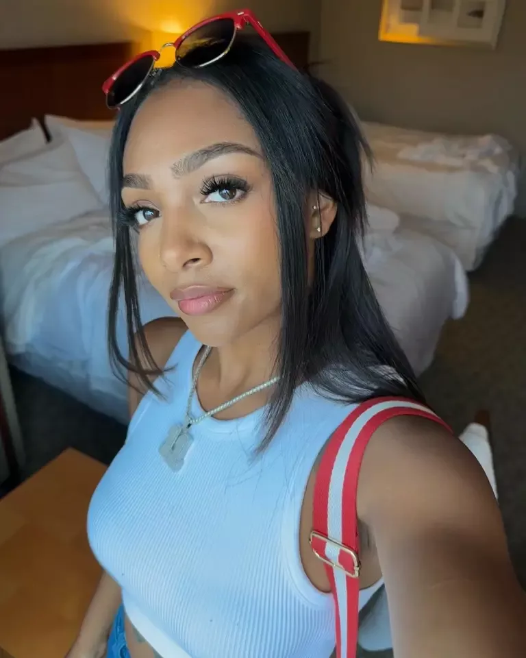 Rochelle Searight and Brandon Aiyuk