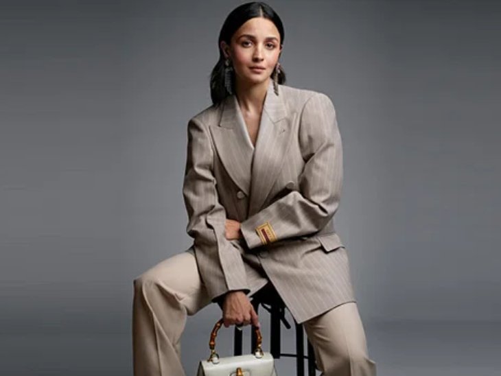 आलिया को गुच्ची के विभिन्न अंतरराष्ट्रीय आयोजनों और विज्ञापनों में देखा जाता रहा है, जैसे कि मुंबई में गुच्ची स्टोर की ओपनिंग और मिलान में फैशन इवेंट्स।