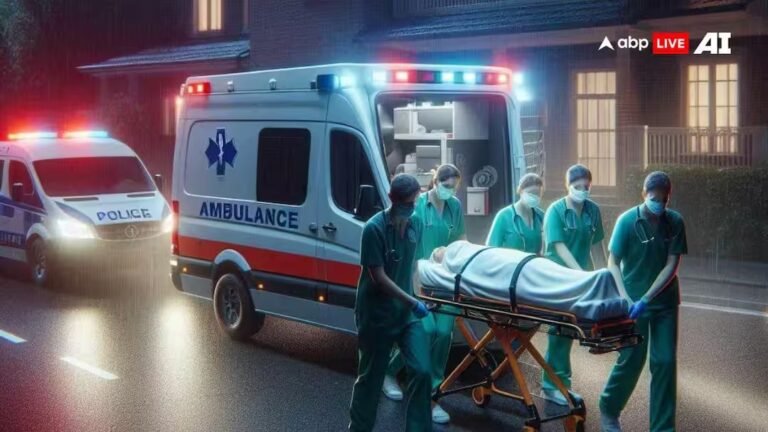 रात में सफाई कर रहे थे कर्मचारी, अचानक तेज रफ्तार से आई कार ने ठोका, स्कूटी में भी मारी टक्कर