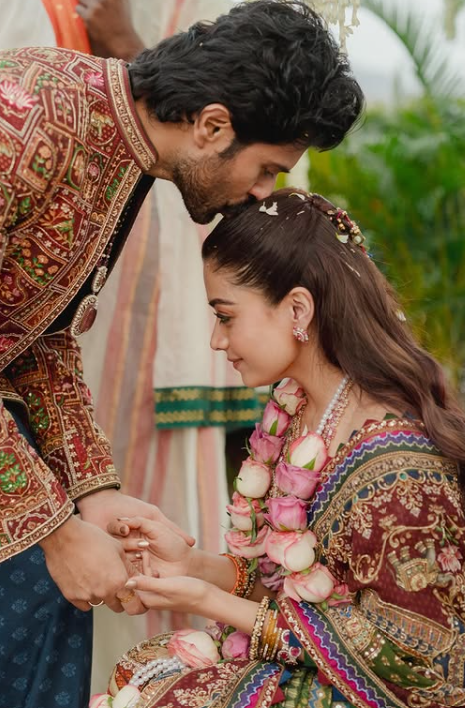 Vijay Deverakonda kisses Rashmika