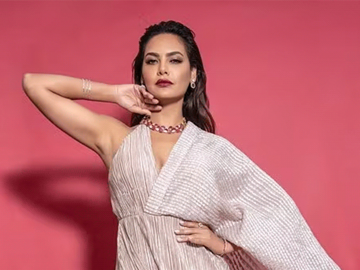 यूएई में फंसी एक्ट्रेस ईशा गुप्ता सुरक्षित भारत लौटीं:कहा- हालात मुश्किल थे, भगवान की कृपा से हम सेफ रहे