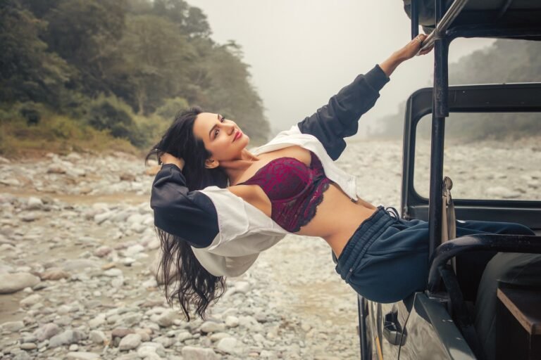 aaja meri gaadi mai baithjaa 
.
 @artographybysagar 
.
.
.
.
.
.
.
#travelgram #…