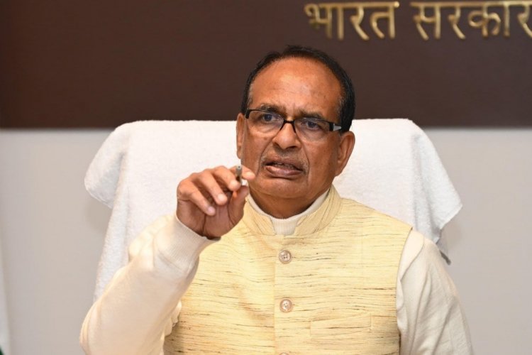 Shivraj Takes Cognisance of Crop Damage Caused by Heavy Rainfall and Hailstorms Across Several States